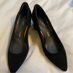Rockport NEW size 7.5 Seude Leather